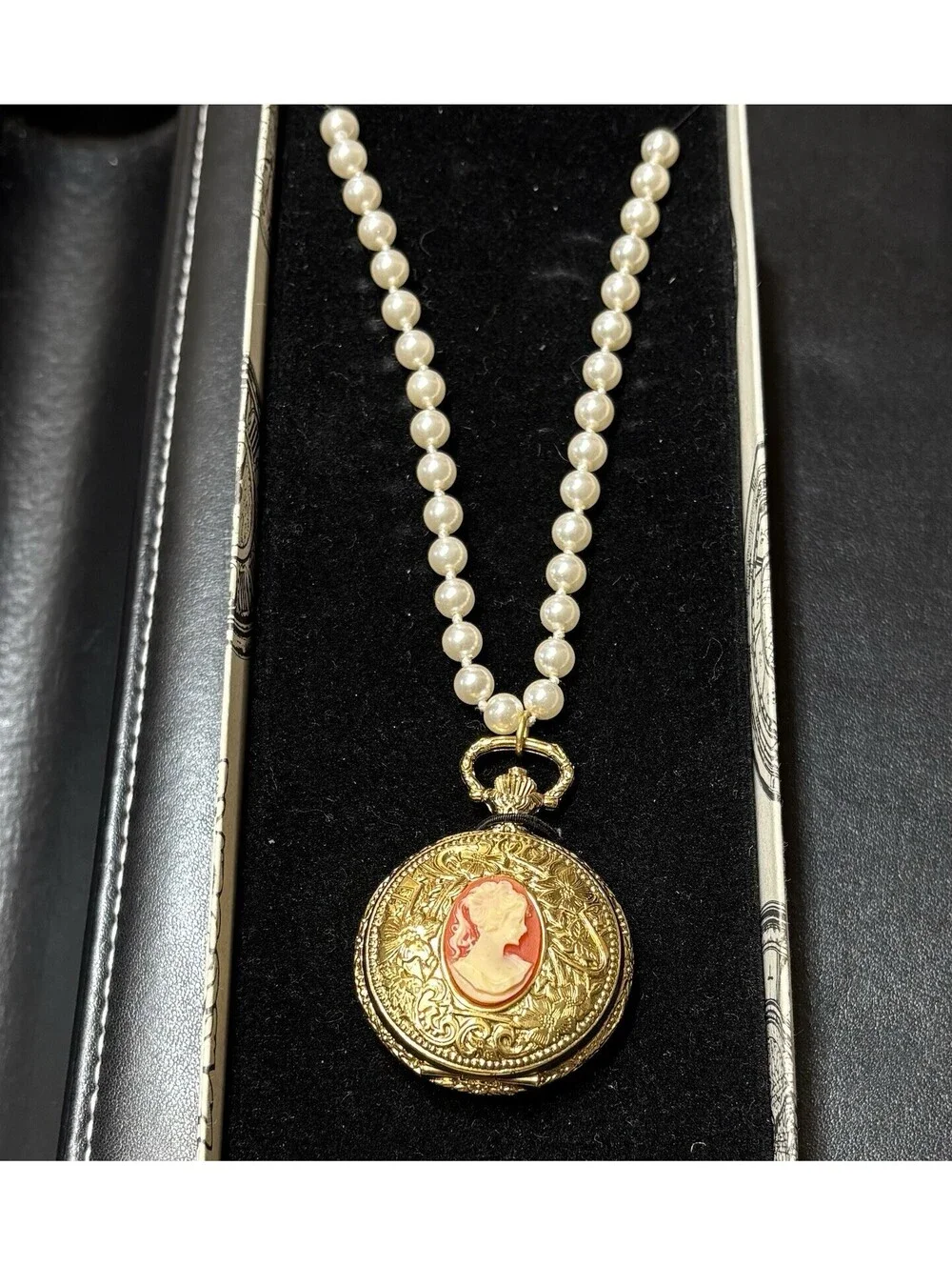 1928 Timepieces Cameo Pocket Watch Necklace Pearl Chain Gold Tone Boxed